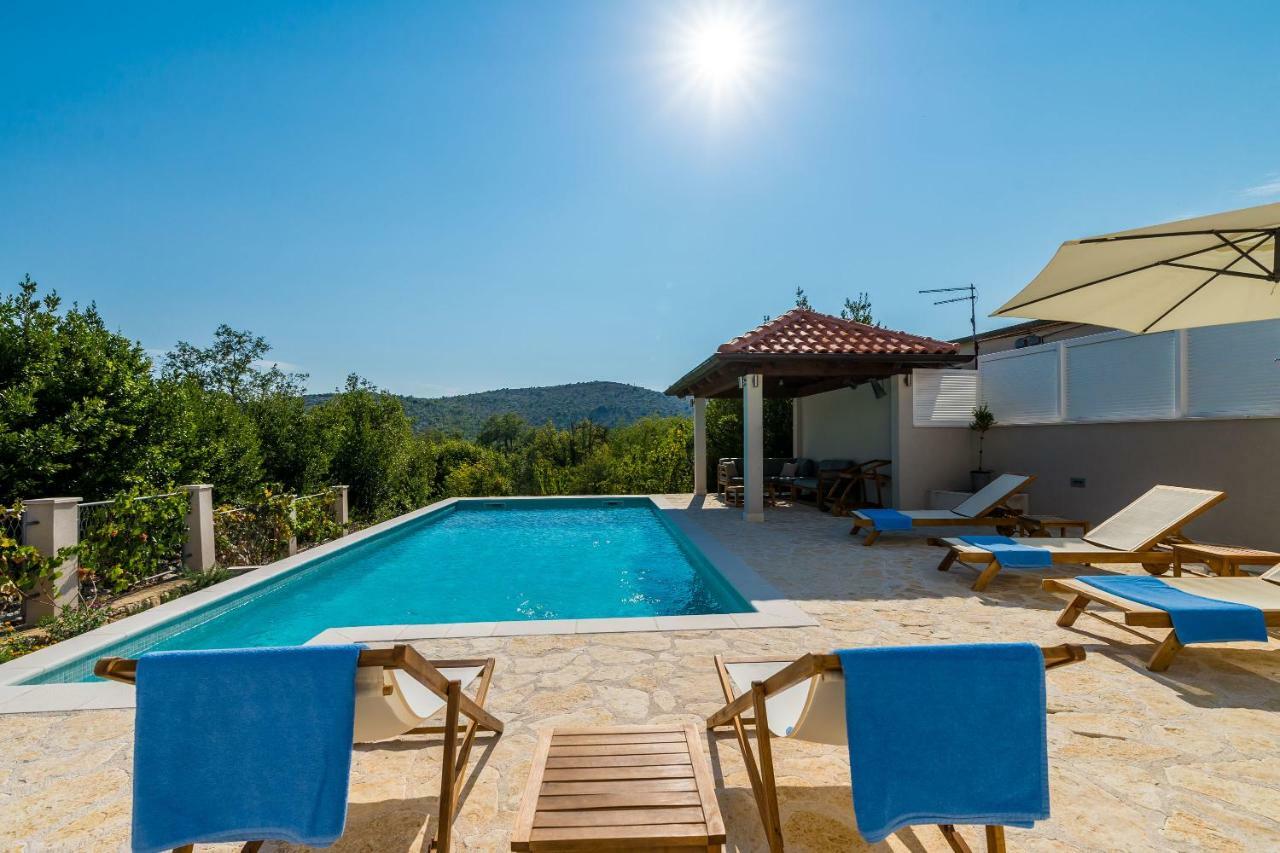 Villa Doli - Lovely Holiday Home With Private Pool Εξωτερικό φωτογραφία