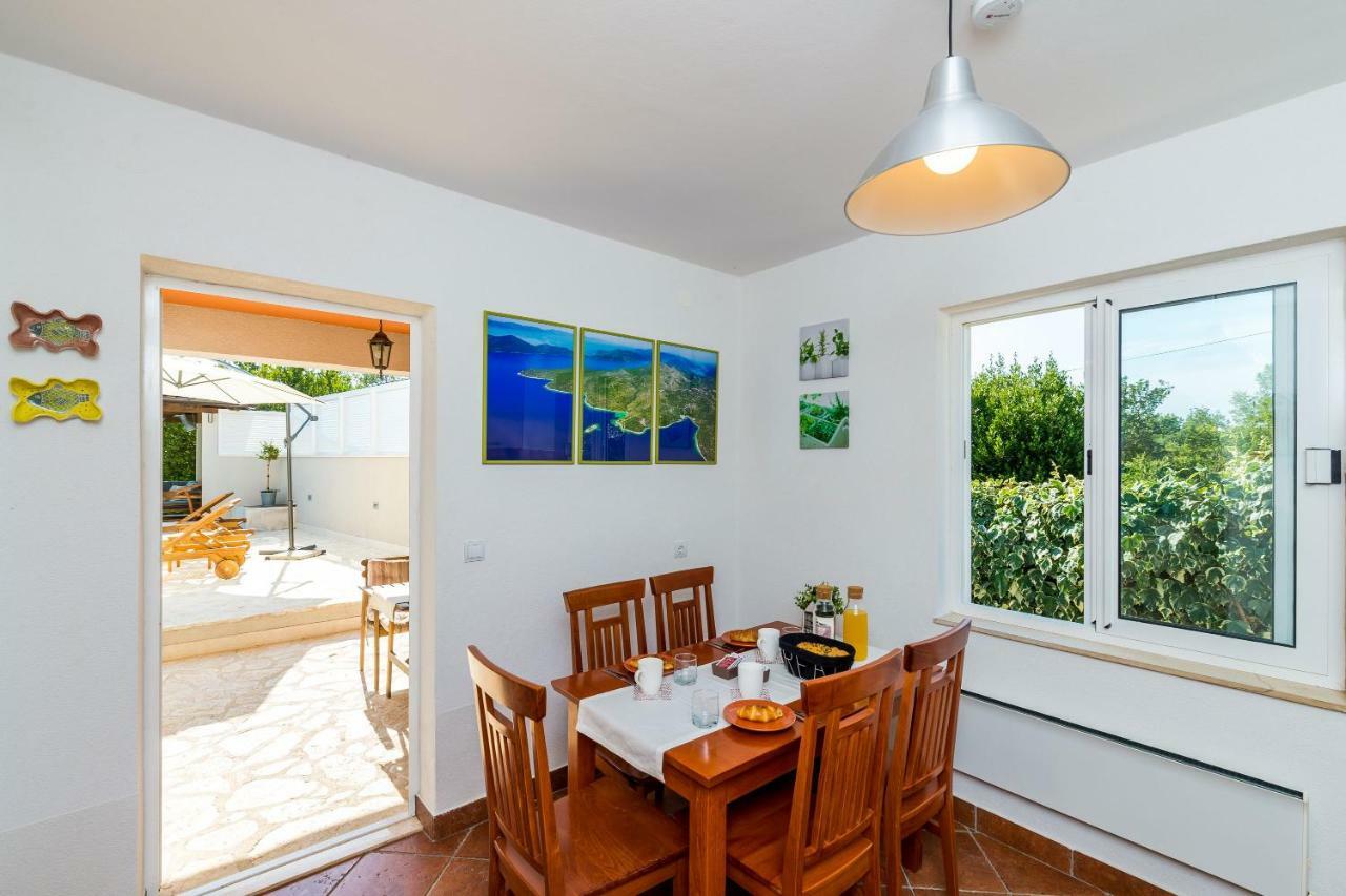 Villa Doli - Lovely Holiday Home With Private Pool Εξωτερικό φωτογραφία